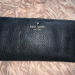 BLACK KATE SPADE WALLET